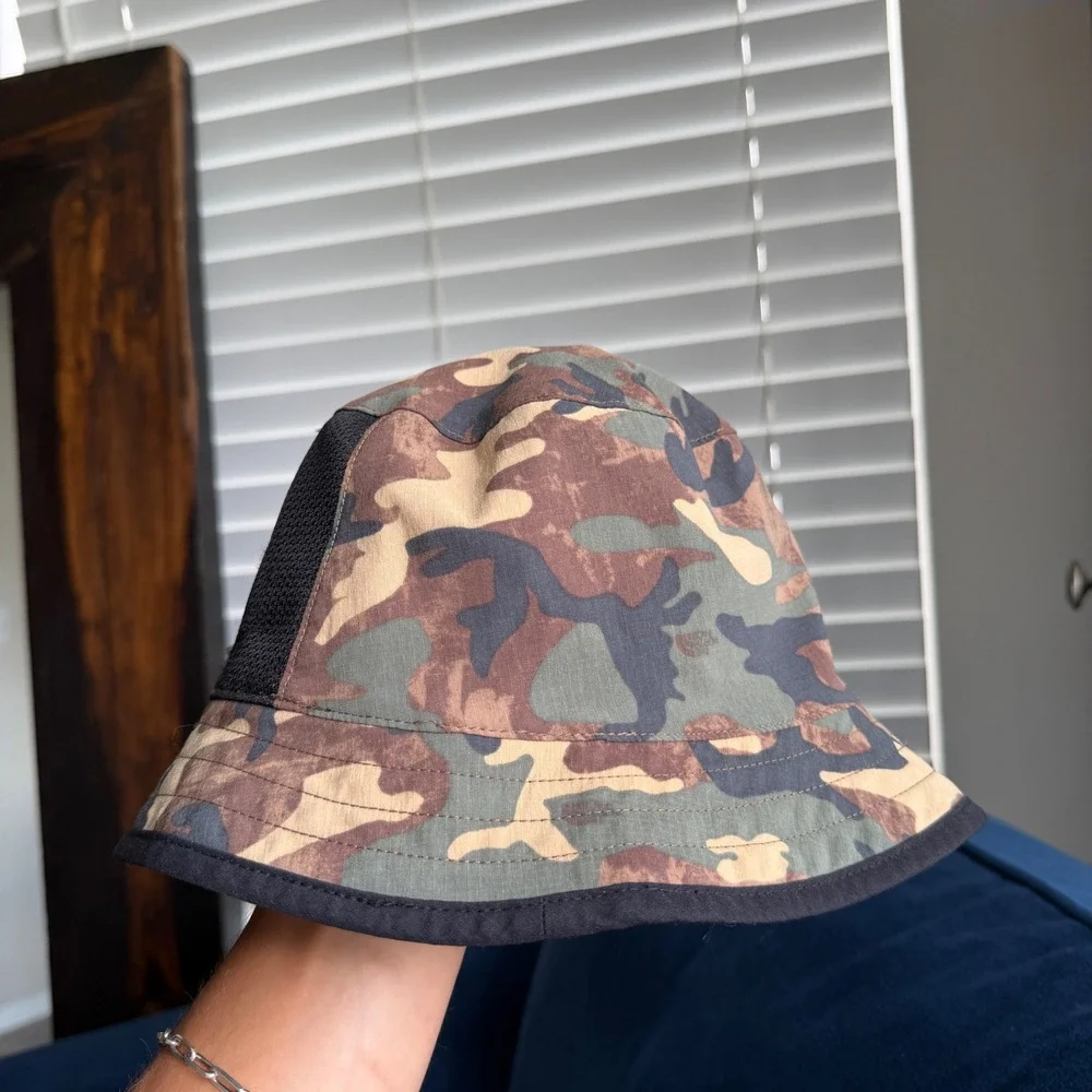 The North Face Bucket Hat L-XL Camo Mesh Side Panel Sun Hat Hiking Outdoors
